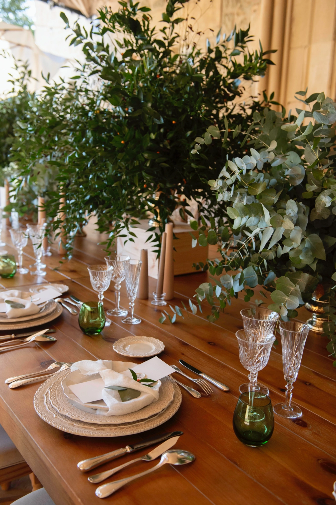 Table de réception moderne et élégante par Soréa Event, Wedding Designer Corrèze